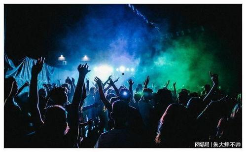 沉浸式吃瓜娱乐圈,揭秘娱乐圈的瓜田秘境